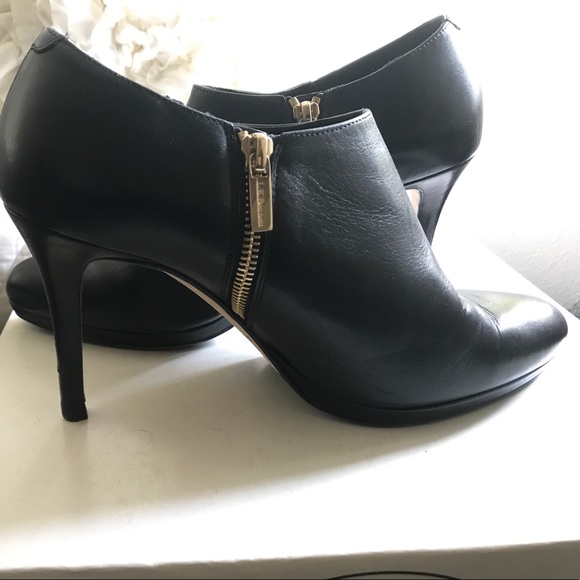 L.K. Bennet Black ankle boots - Picture 8 of 8
